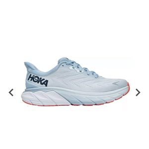 Size 7.5 Arahi 6 Hokas